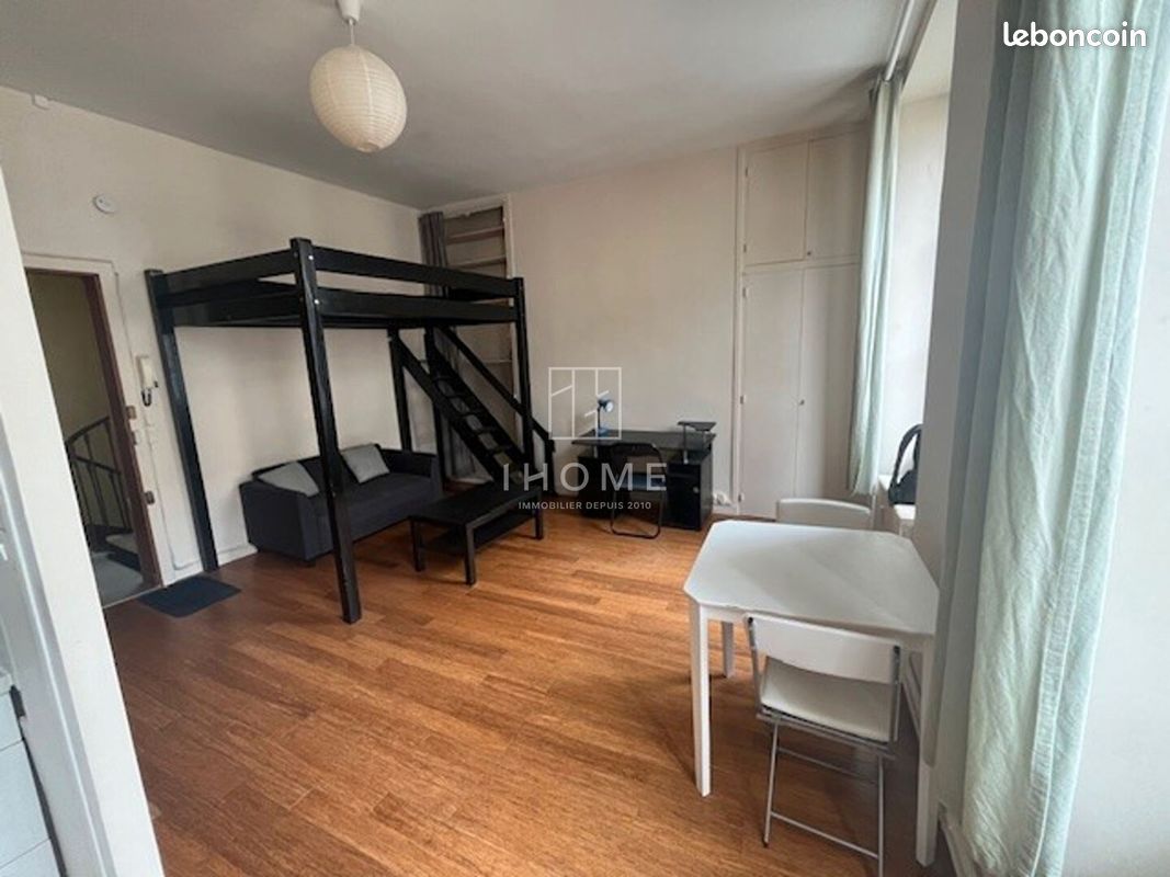 Appartement 1 pièce 28 m² · à Angers · 28 m² · 680 €