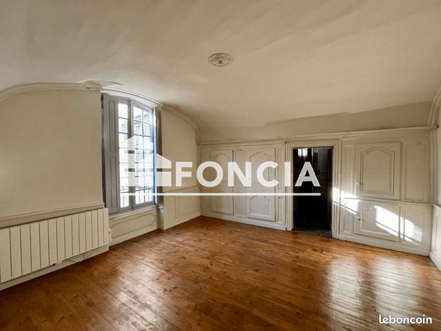 Appartement a louer clermont-ferrand - 3 pièce(s) - 110 m2 - Surfyn