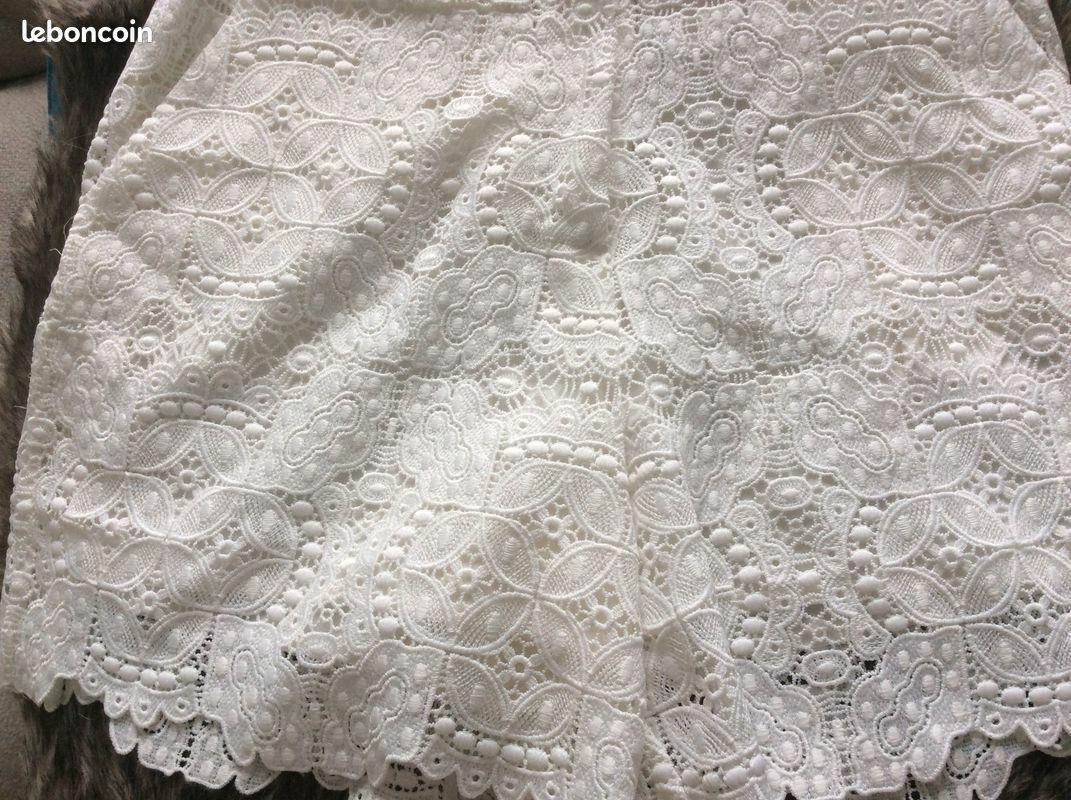 Short Maje Broderie Anglaise Blanc Cassée Neuf T36 (image 4)