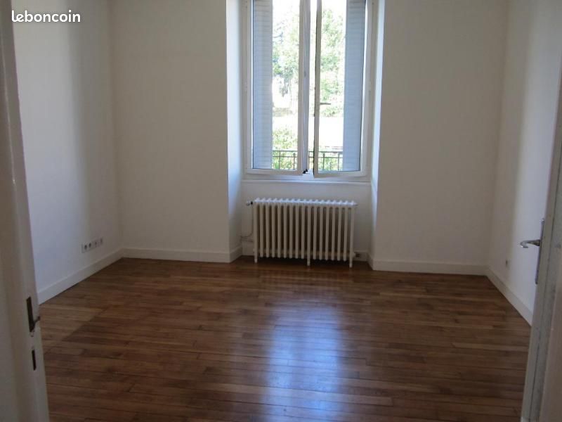 Appartement 2 pièces 28 m² - Ussel 19200 (image principale 0)