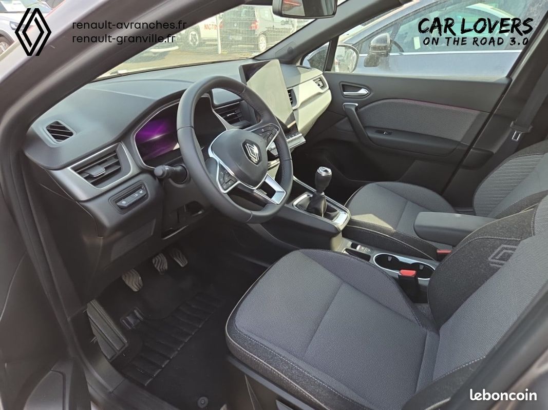 RENAULT Captur TCe 90 ch Techno (image 12)