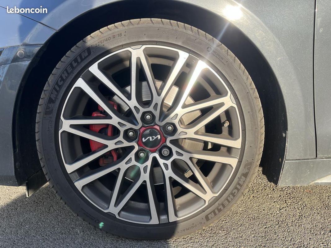Kia pro cee d 1.6 t-gdi 205 gt dct bva (image 26)