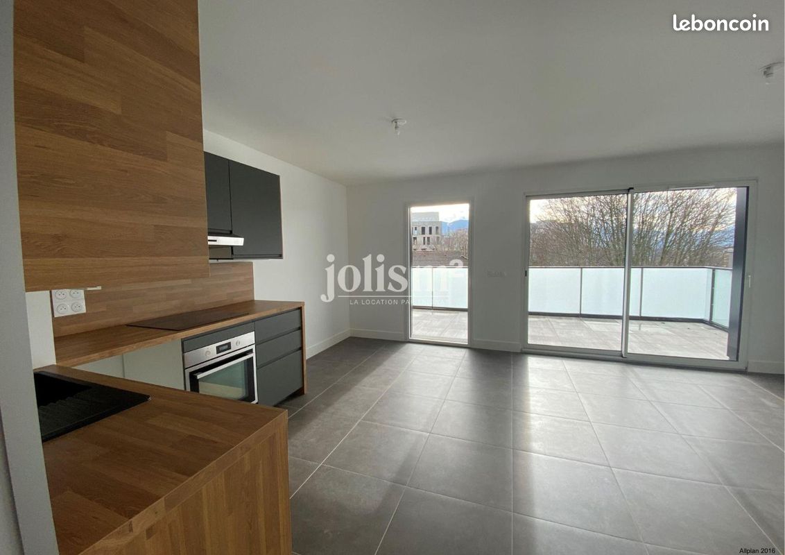 Appartement 3 pièces 59 m² · à La Tronche · 59 m² · 956 €/mois