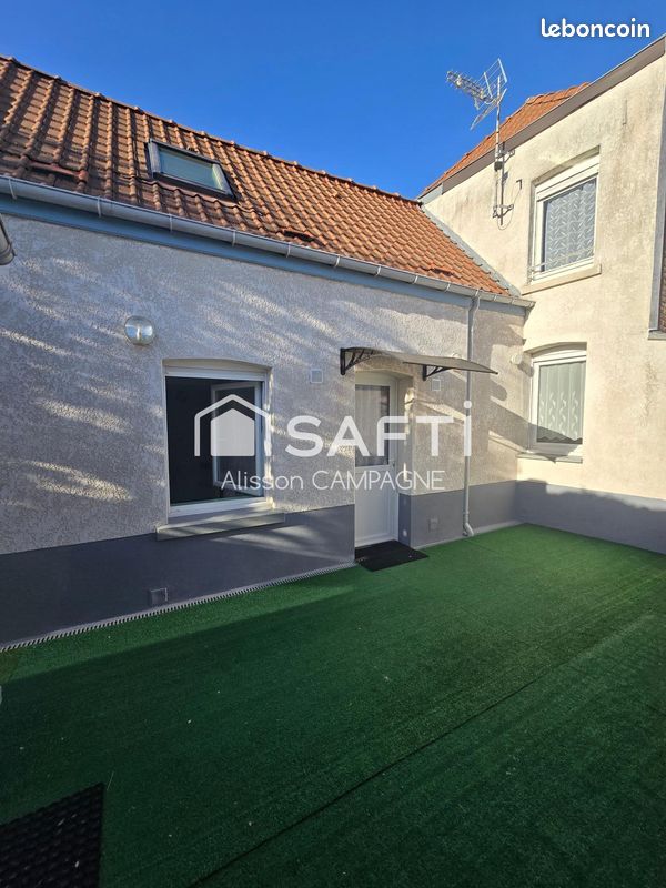 Maison 5 pièces 122 m² · à Bauvin · 122 m² · 195 000 €
