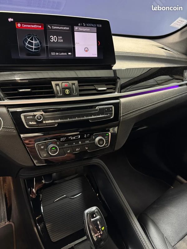 BMW X1 xLine / 2.0 150 Boîte auto - CarPlay - Sièges elec chauffants - Full Led - Caméra (image 17)