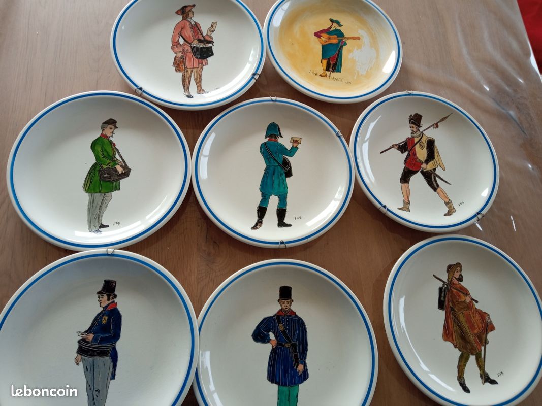 Lot Assiettes de collection theme facteurs (image 1)