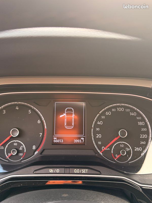 Volkswagen Polo (image 5)