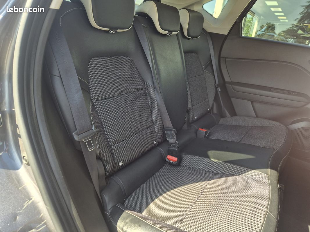 Renault Captur II 1.6 E-Tech Plug-in 160ch Intens (image 5)