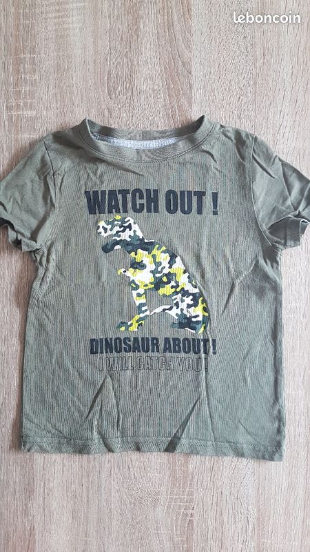 Lot de 5 Tshirts 3 ans neufs (image 9)