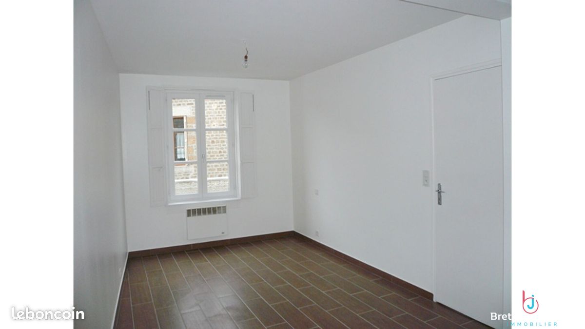 Appartement 2 pièces 38 m² · à Lassay-les-Châteaux · 38 m² · 275 €