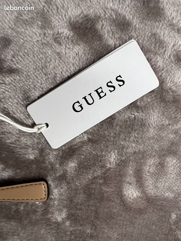 Sac Guess Alais Crossbody top zip | Taupe | Neuf avec étiquette (image 3)