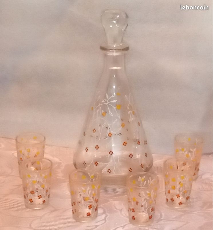 Rétro 2 carafes à liqueur en verre vintage décor damier et