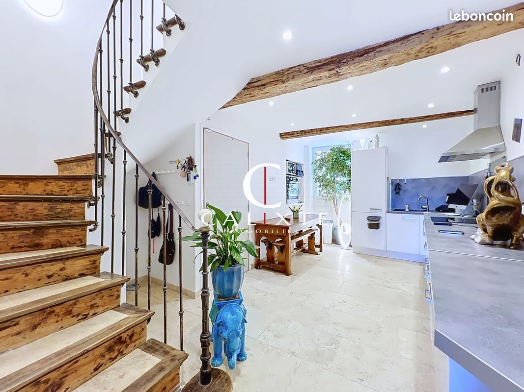Maison 5 pièces 110 m² · à Callian · 110 m² · 349 000 €