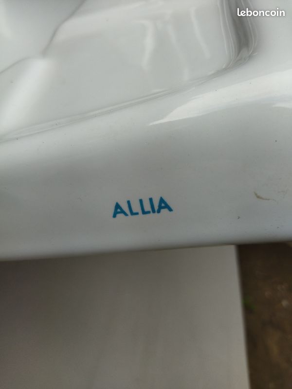 Lavabo sur colonne (image 6)