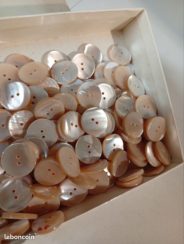 Boite lot Bouton nacre beige 2cm (image 6)