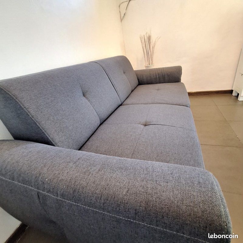 Canapé gris (image 2)
