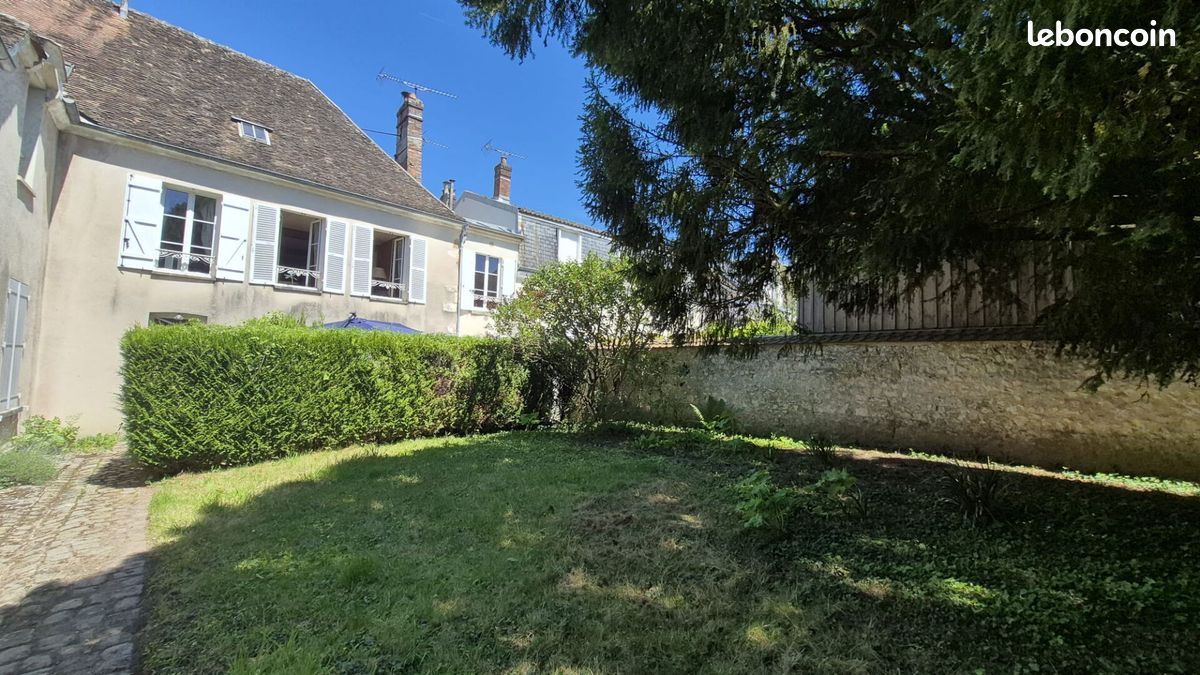 Maison 9 pièces 189 m² · à Provins · 189 m² · 395 000 €