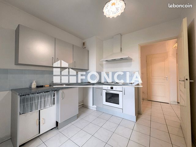 Appartement 3 pièces 60 m² · à Le Beausset · 60 m² · 1 100 €/mois