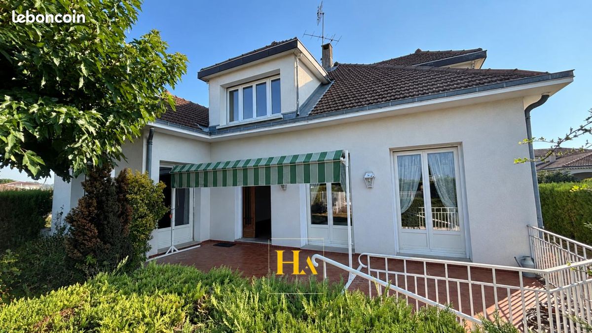 Maison 7 pièces 147 m² · à Mours-Saint-Eusèbe · 147 m² · 290 000 €