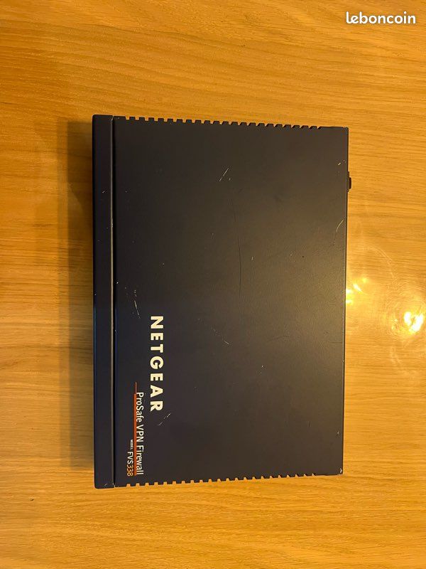 Netgear ProSafe FVS338 (image 1)