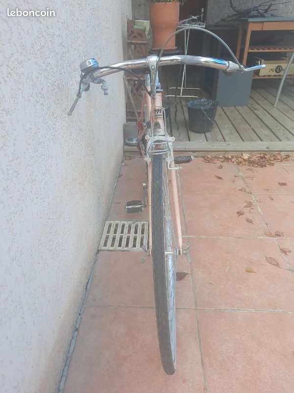 Vélo femme vintage (image 4)