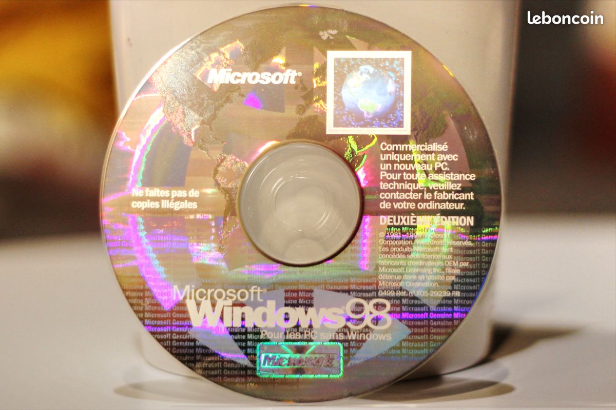 Microsoft Windows 7 Édition Professionnelle - 32 bits OEM - DVD