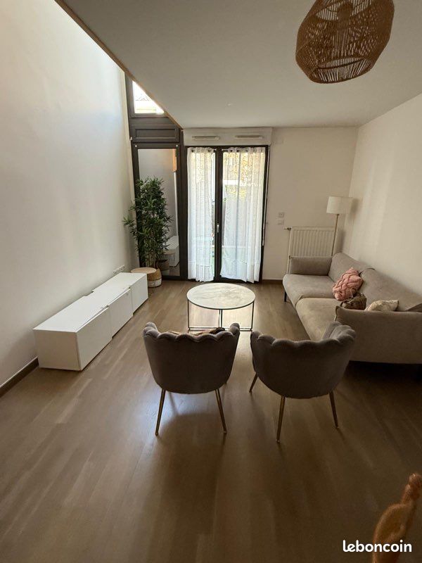 Appartement 3 pièces 66 m² · à Athis-Mons · 66 m² · 1 300 €