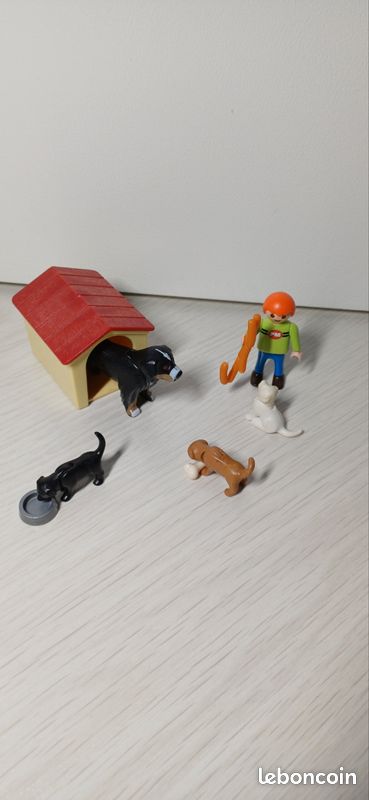 Famille de chien playmobil (image 1)