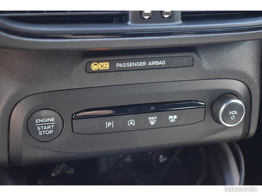 FORD FOCUS 1.5 EcoBlue 115 Powershift ST LINE X (image 13)
