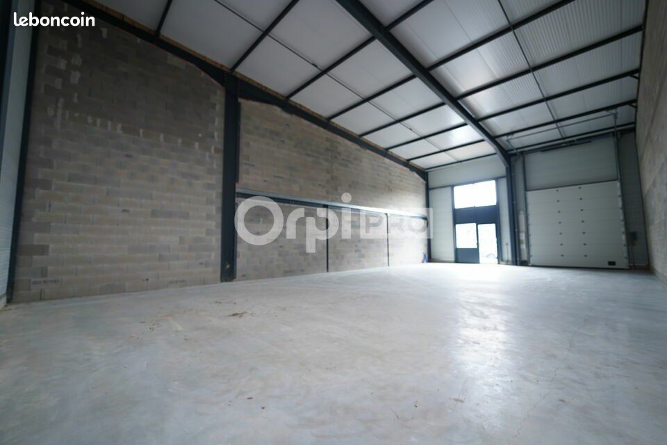 Local d'activité 234 m² (image 1)