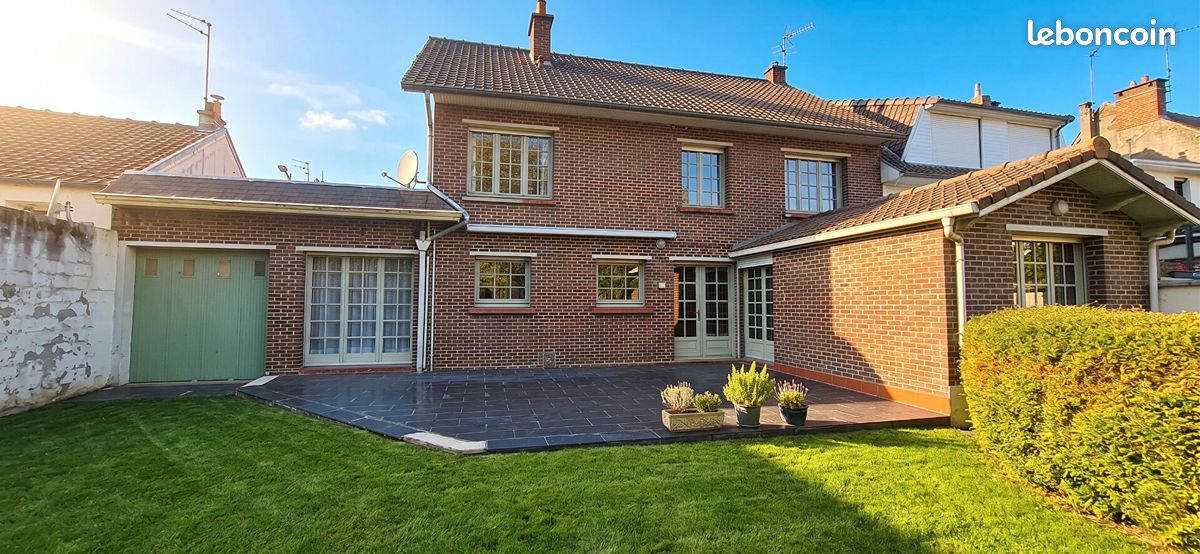 Maison 8 pièces 173 m² · à Arques · 173 m² · 199 000 €