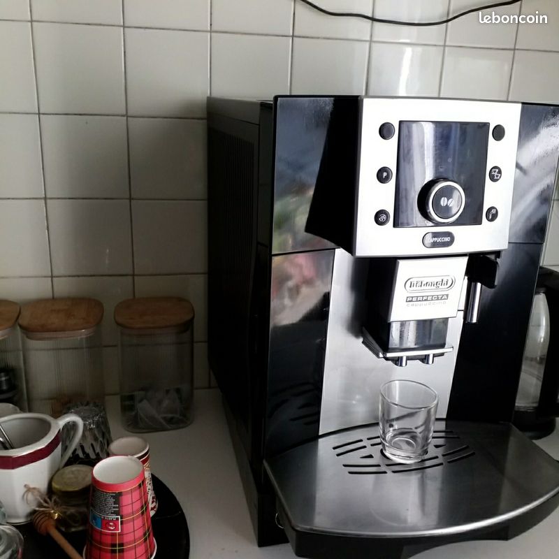 Cafetiere automatique De'Longhi Perfecta avec buse vapeur "Cappuccino" (image 7)