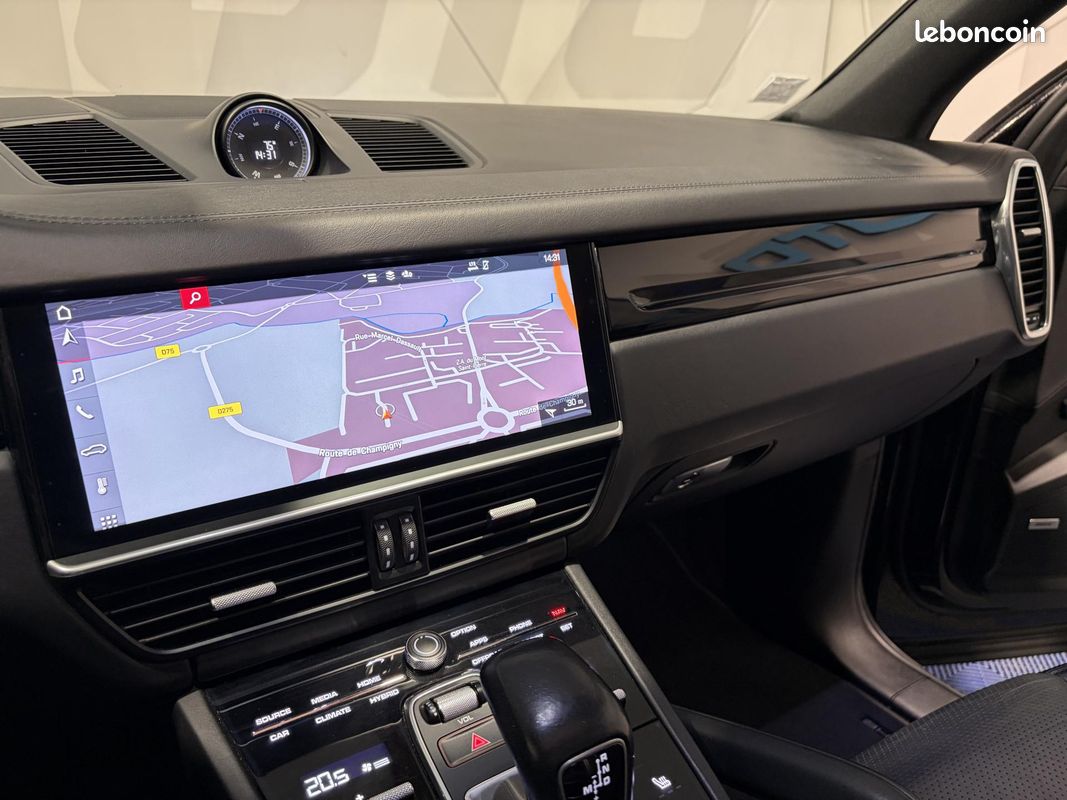 PORSCHE CAYENNE E-Hybrid 3.0 V6 462 ch Tiptronic BVA S (image 10)