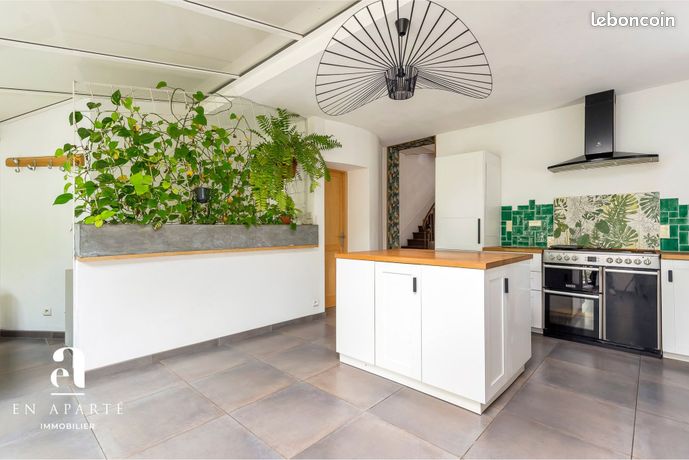 Maison 6 pièces 171 m² — 8