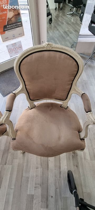 2 fauteuils cabriolet (image 1)
