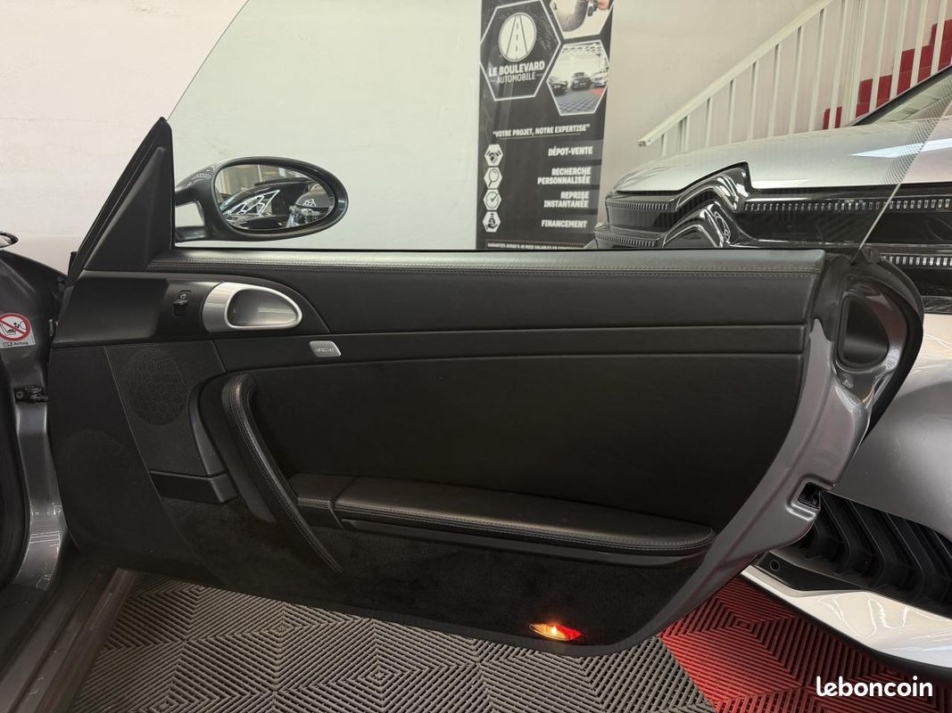 PORSCHE 911 Carrera 4S 3.8i TYPE 997 355CH ECHAPP ET SIEGES SPORT/RADARS (image 27)