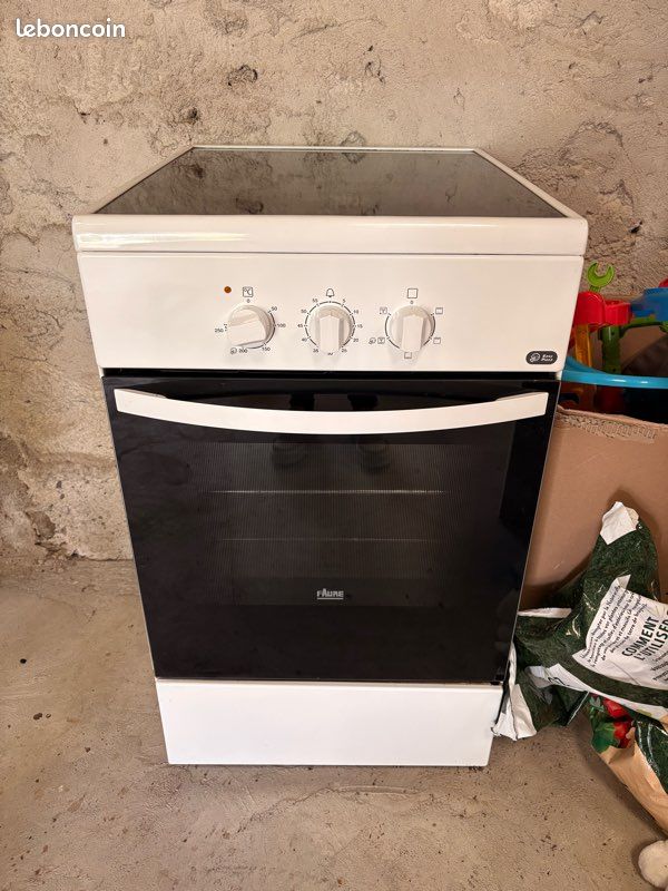 Cuisinière (image 1)
