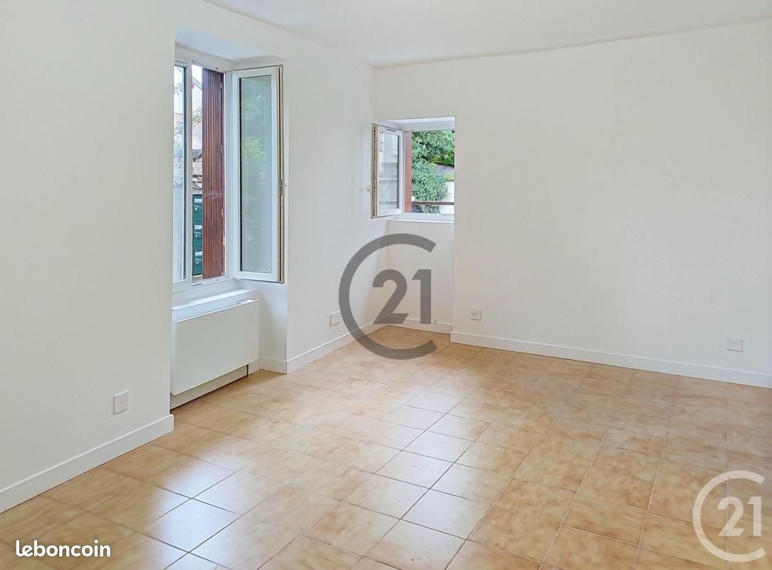 Appartement 1 pièce 28 m² · à Provins · 28 m² · 444 €