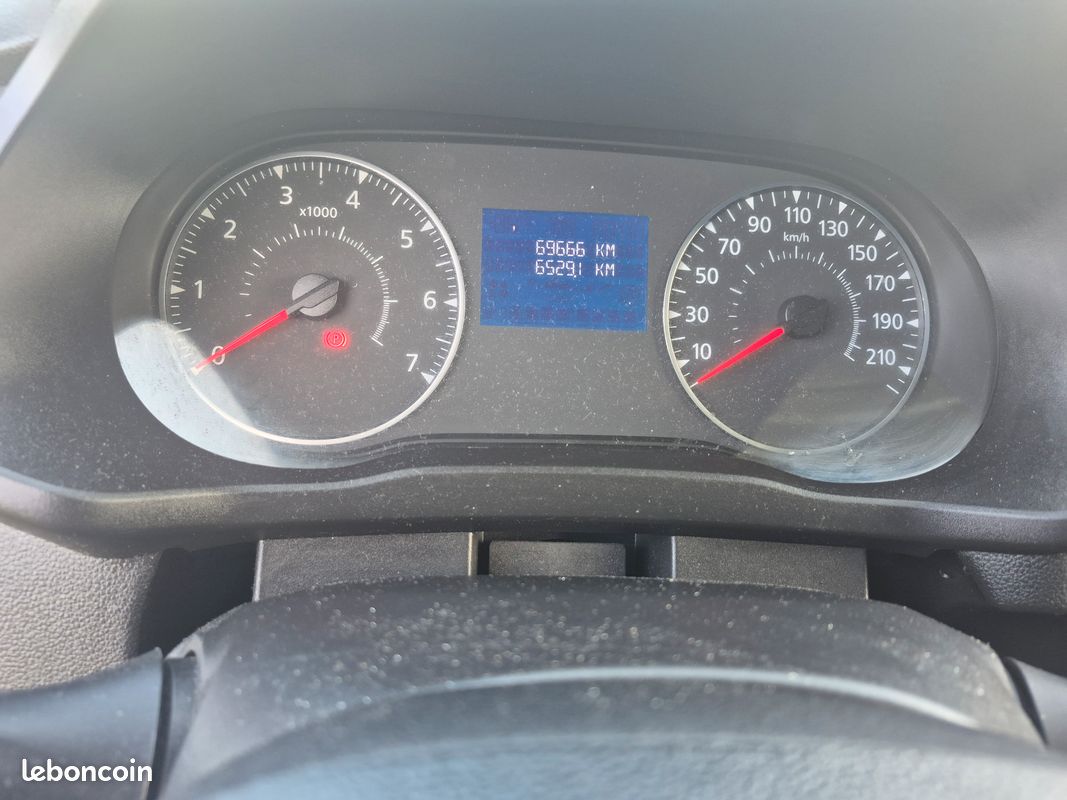 Renault express van confort lue dci 95 (image 3)