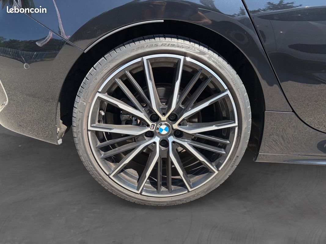 BMW SERIE 1 F40 118d BVA8 150 ch M Sport Jantes 19'' État irréprochable Garantie 12 mois (image 24)