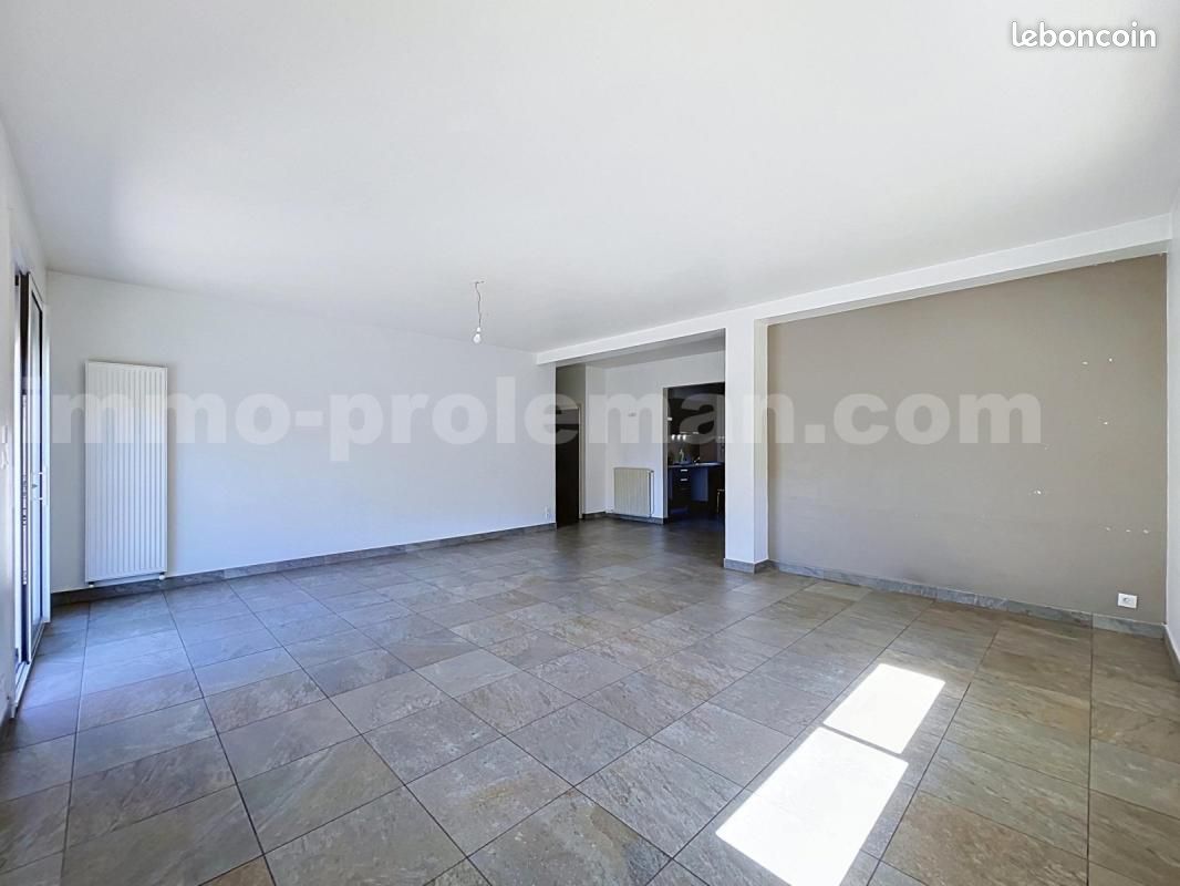 Appartement 4 pièces 109 m² · à Saint-Fons · 109 m² · 260 000 €