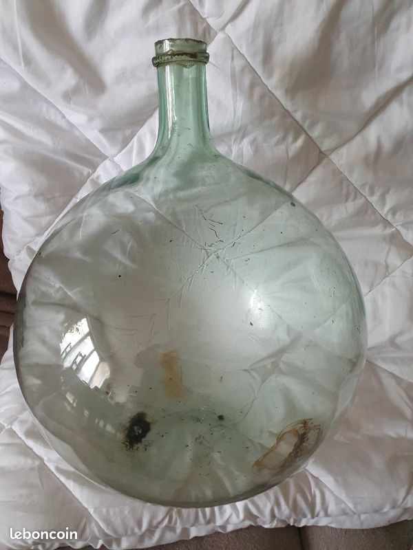 Ancienne bonbonne en verre (image 1)