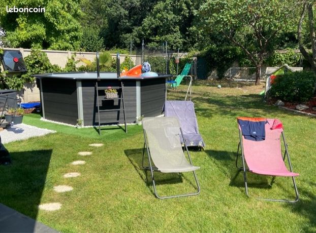 Charme de l’ancien avec piscine et accès forêt