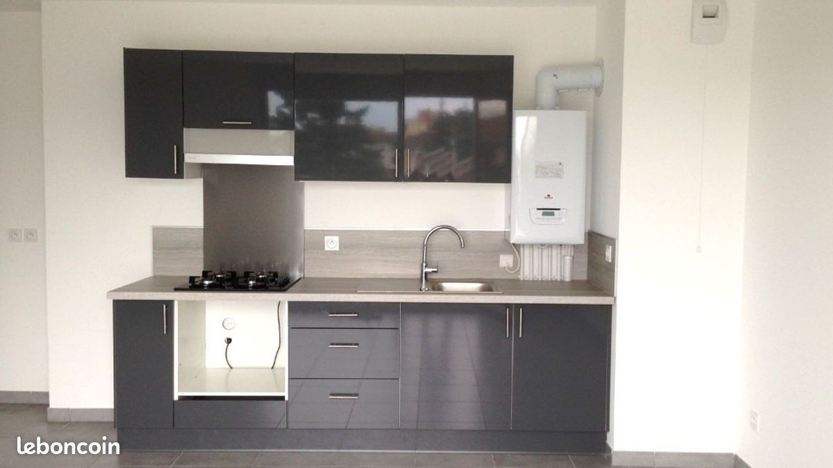 Appartement a louer tassin-la-demi-lune - 3 pièce(s) - 65 m2 - Surfyn