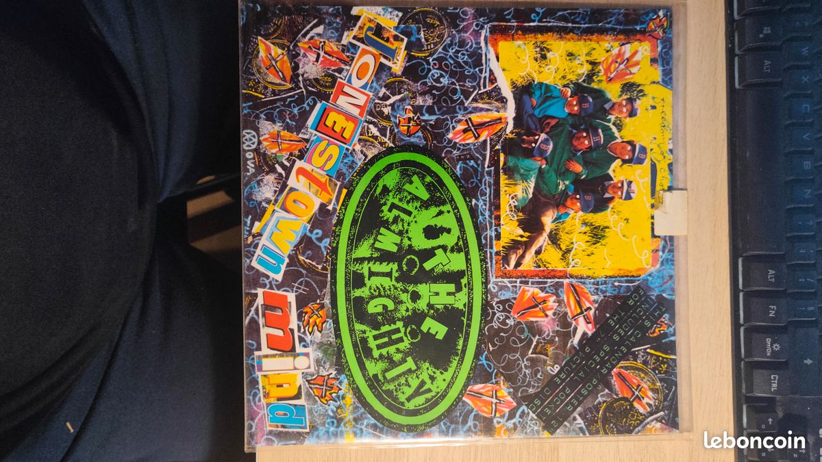 The Almighty Jonestown mind 12", 7", poster calendar, promo (image 4)
