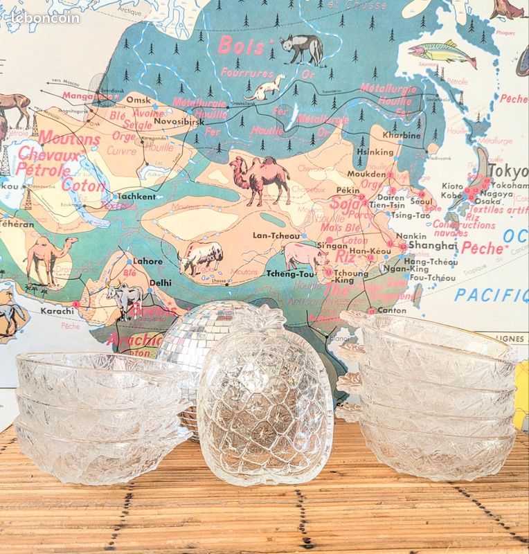 8 chouettes coupelles/coupes/raviers "ananas" en verre vintage' (image 1)