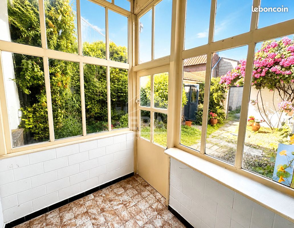 Maison 5 pièces 121 m² · à Loos-en-Gohelle · 121 m² · 141 000 €