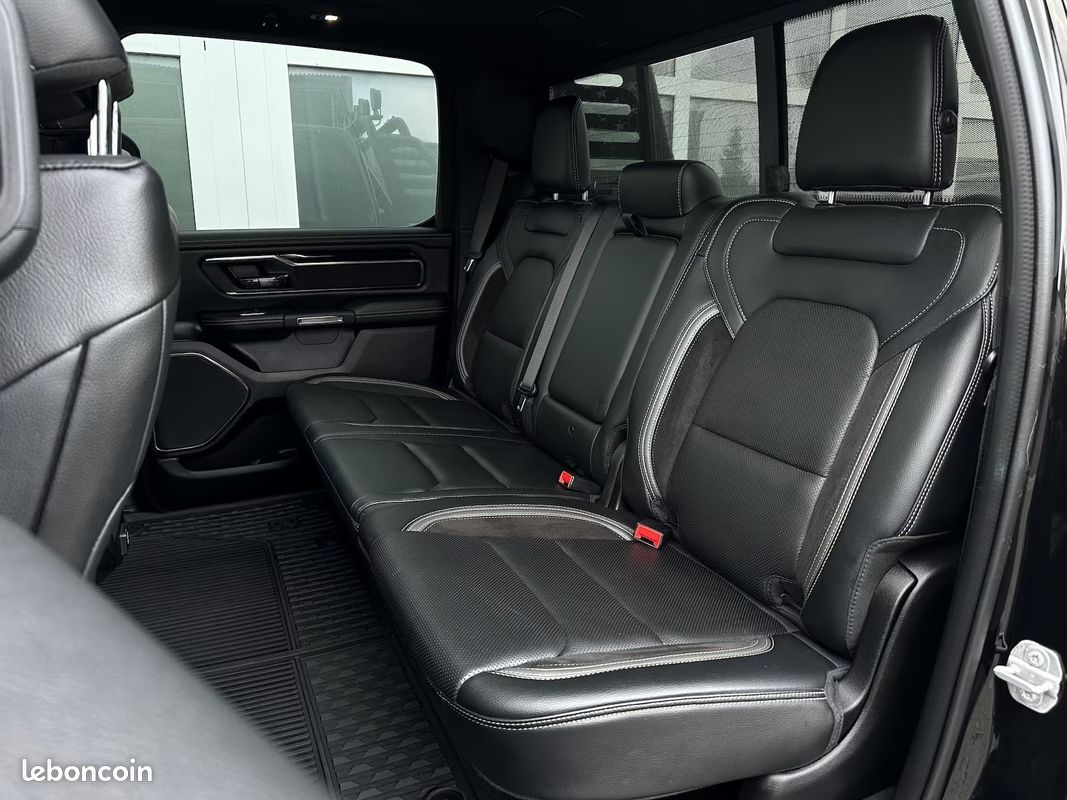 Dodge RAM 1500 Rebel GT 5.7 HEMI eTorque 401 ch 4x4 – Pano – HUD – Harman Kardon – GPL (image 15)