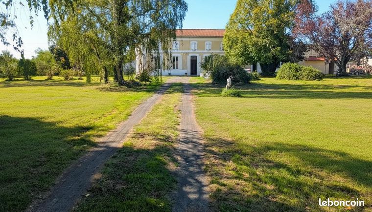 Maison 14 pièces 294 m²