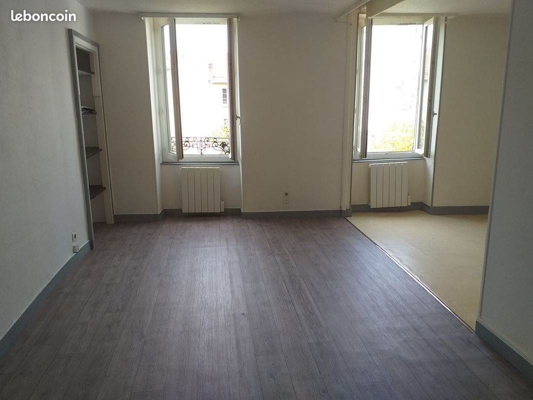 Appartement 3 pièces 46 m² · à Montluçon · 46 m² · 450 €/mois